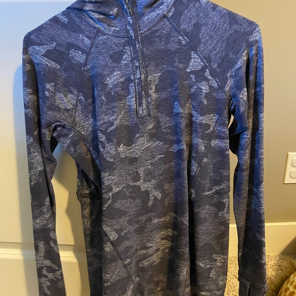Lululemon pullover